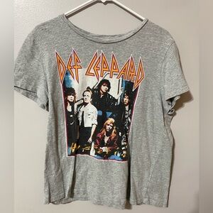 Box lunch Def Leppard Graphic Tee